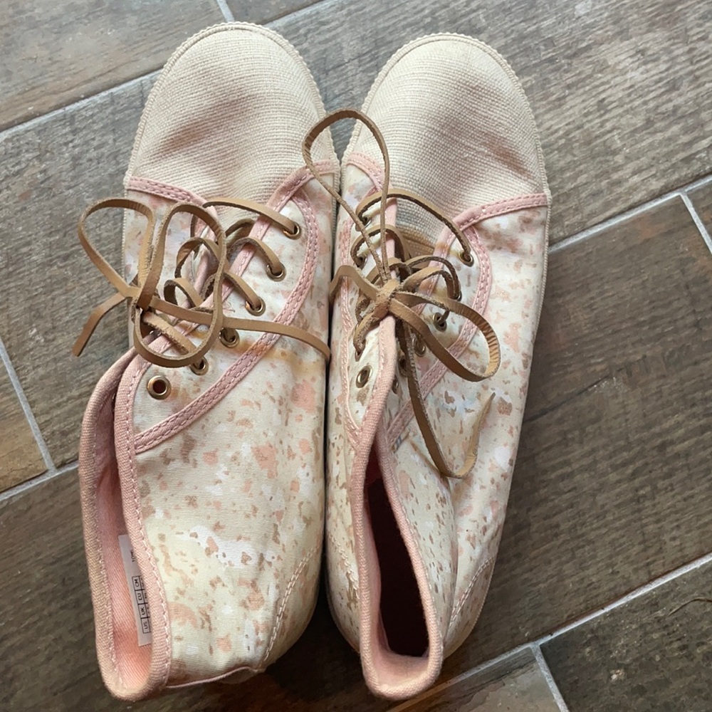 Toms high top sneakers